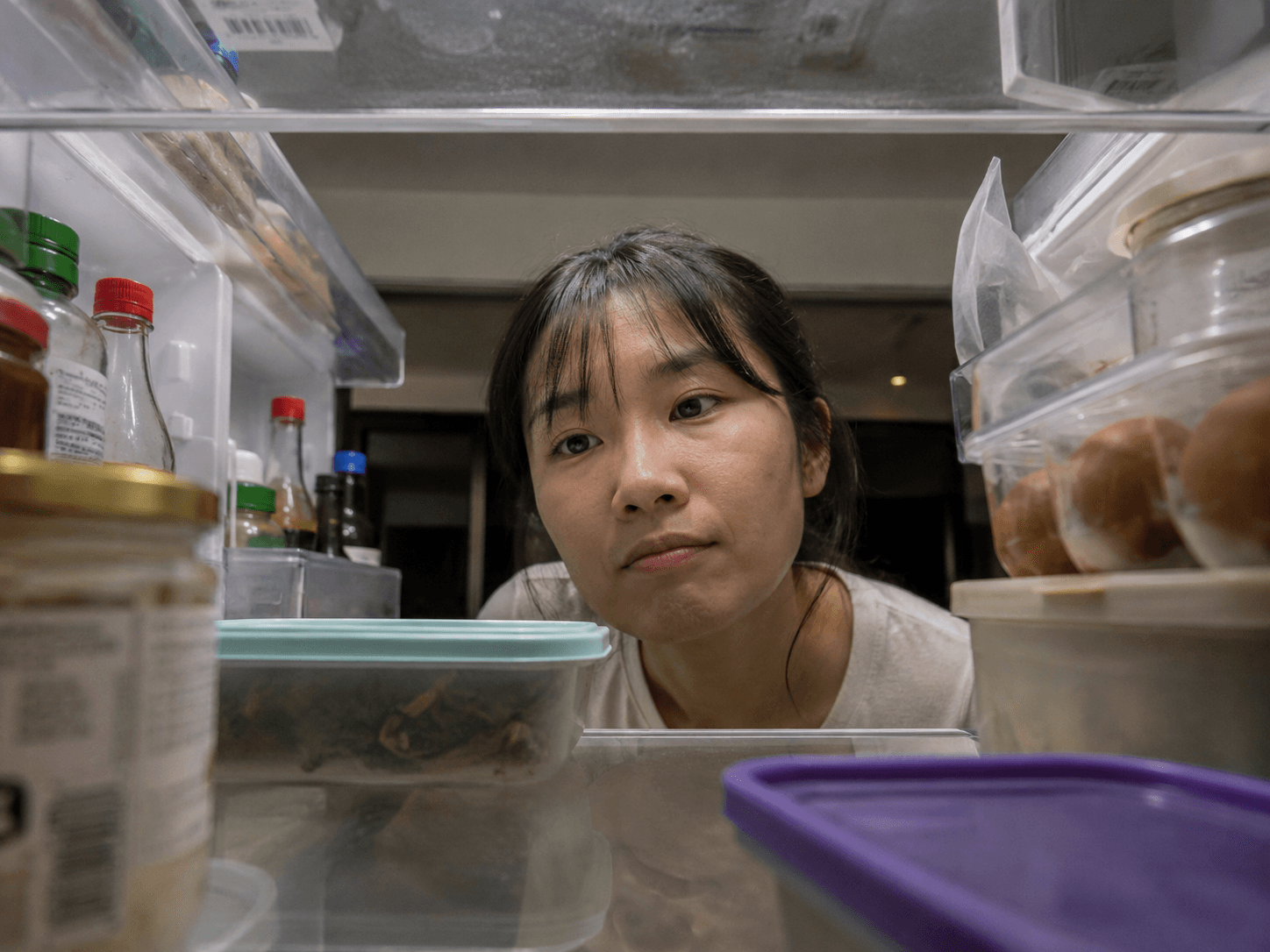 Woman Opens Fridge Every 12 Minutes Hoping New Food Has Spawned